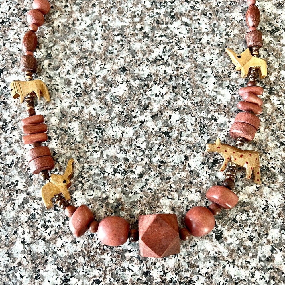 Safari African Wild Animal Carved Wood Beaded Collar Necklace Vintage Brown